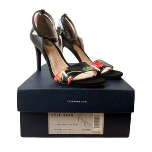 Cole Haan Women's Grace Grand Heel Sandal Floral Black Combo [US 5.5]